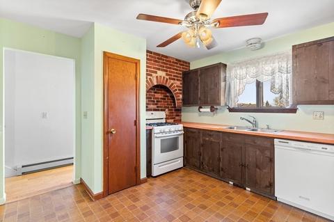 31 Riverview Ave, Danvers, MA 01923 photo 17