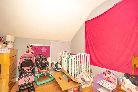 53 Almy St, Fall River, MA 02720 photo 13