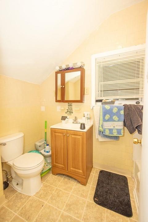 53 Almy St, Fall River, MA 02720 photo 18