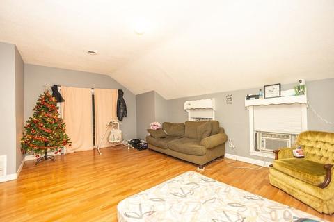 53 Almy St, Fall River, MA 02720 photo 15