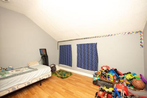 53 Almy St, Fall River, MA 02720 photo 9
