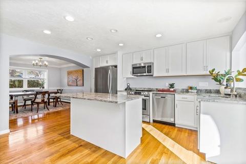 11 Pine Hill Dr, Walpole, MA 02081 photo 5