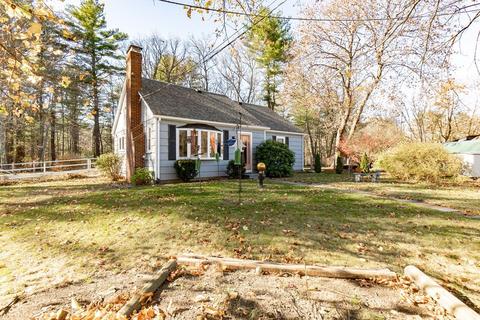5 Phillips Ave, Georgetown, MA 01833 photo 2