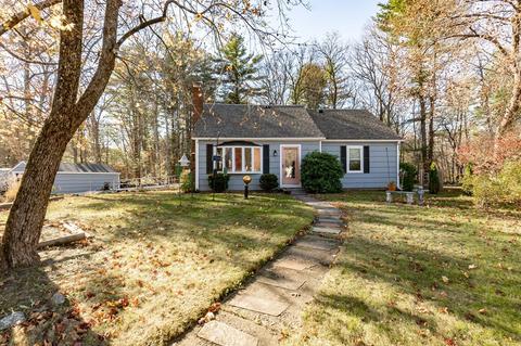 5 Phillips Ave, Georgetown, MA 01833 photo 1