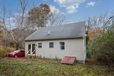 82 Deerfield Rd, Mashpee, MA 02649 photo 2