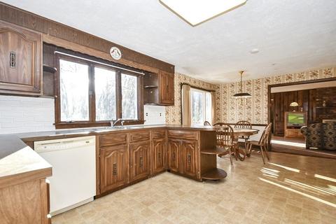 26 Forest Rd, Acton, MA 01720 photo 6