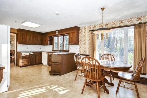 26 Forest Rd, Acton, MA 01720 photo 10