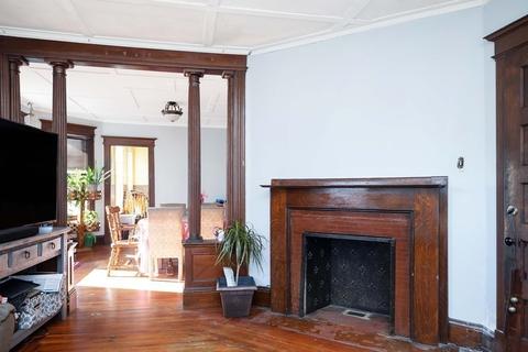 58 Massachusetts Ave, Springfield, MA 01109 photo 3