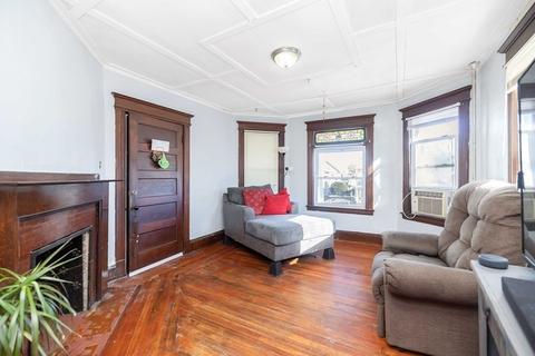 58 Massachusetts Ave, Springfield, MA 01109 photo 2