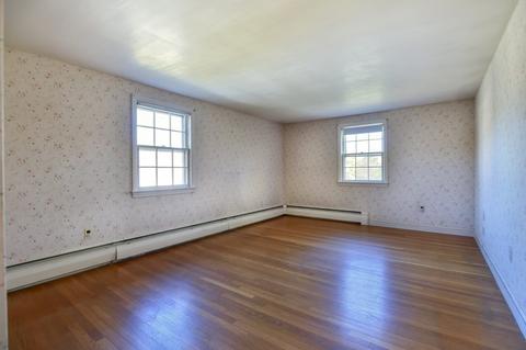 4 Robin Rd, Reading, MA 01867 photo 18