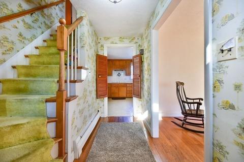4 Robin Rd, Reading, MA 01867 photo 8