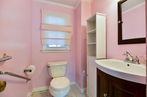 4 Robin Rd, Reading, MA 01867 photo 7