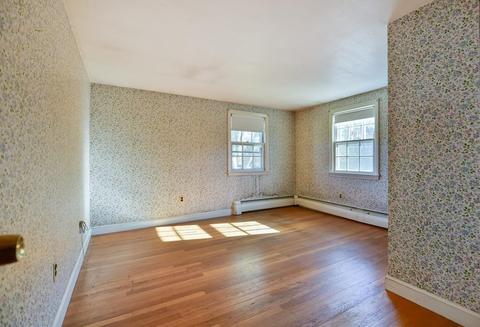4 Robin Rd, Reading, MA 01867 photo 17