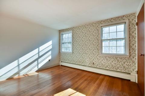 4 Robin Rd, Reading, MA 01867 photo 16