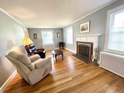 4 Morley St, Needham, MA 02492 photo 5