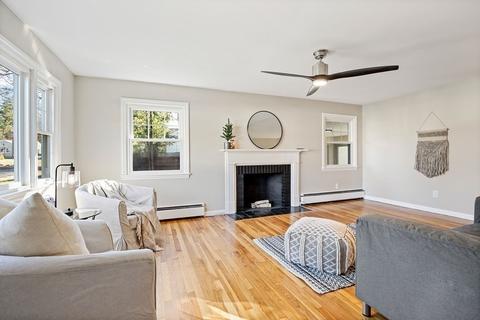 82 Timber Ln, Springfield, MA 01119 photo 20