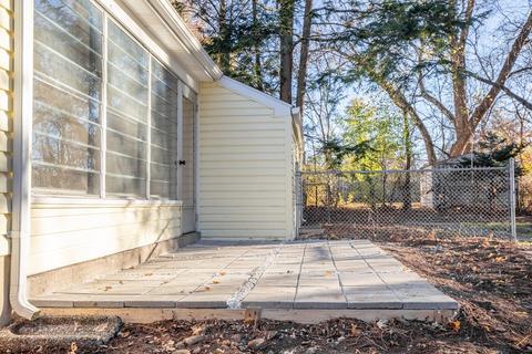82 Timber Ln, Springfield, MA 01119 photo 35