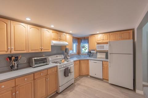 29 Bacheller St, Lynn, MA 01904 photo 11