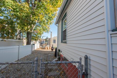 29 Bacheller St, Lynn, MA 01904 photo 39