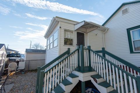 29 Bacheller St, Lynn, MA 01904 photo 38
