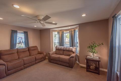 29 Bacheller St, Lynn, MA 01904 photo 5