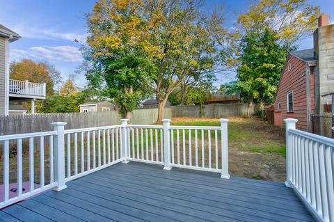 284 S Beacon St, Fall River, MA 02724 photo 9