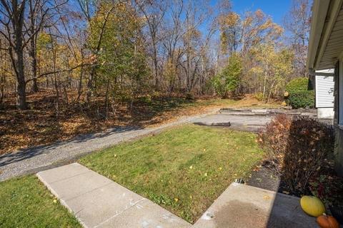 12 Stratfield St, Worcester, MA 01604 photo 10
