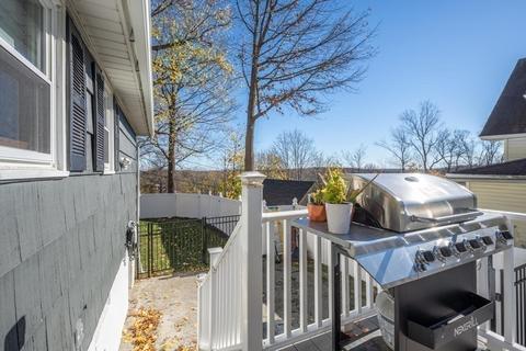 12 Stratfield St, Worcester, MA 01604 photo 33