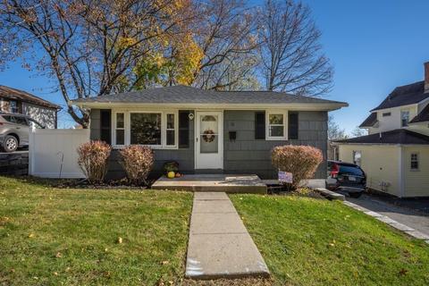 12 Stratfield St, Worcester, MA 01604 photo 1