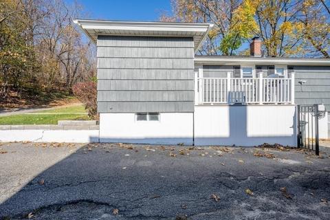 12 Stratfield St, Worcester, MA 01604 photo 7