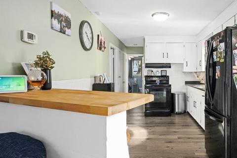 12 Stratfield St, Worcester, MA 01604 photo 13