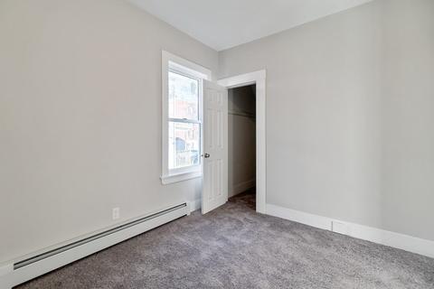 979 Dwight St, Holyoke, MA 01040 photo 13