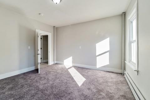 979 Dwight St, Holyoke, MA 01040 photo 11
