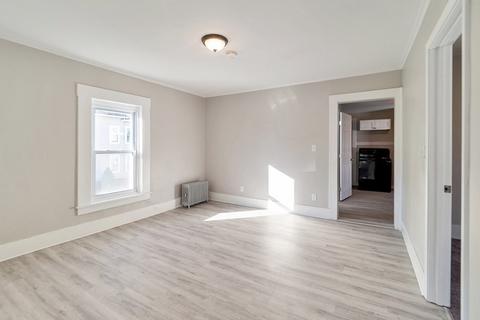 979 Dwight St, Holyoke, MA 01040 photo 22