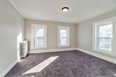 979 Dwight St, Holyoke, MA 01040 photo 24