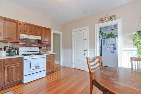 58 Glendale St, Everett, MA 02149 photo 8