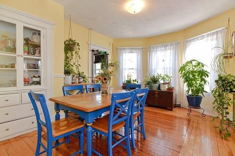 58 Glendale St, Everett, MA 02149 photo 3