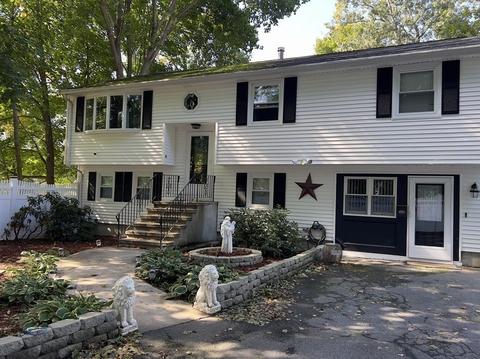5 Caboose Ln, Dedham, MA 02026 photo 2