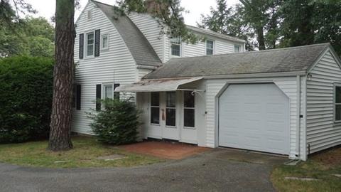 15 Buick St, Springfield, MA 01118 photo 2