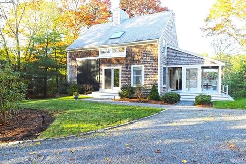 50 Jackson Dr, Barnstable, MA 02635 photo 1