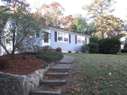 55 Cliff Rd, Bourne, MA 02532 photo 1