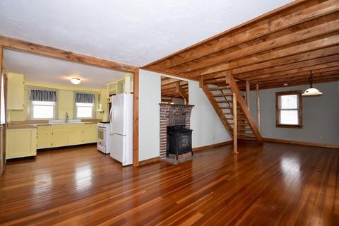 6 Green St, Wareham, MA 02532 photo 2
