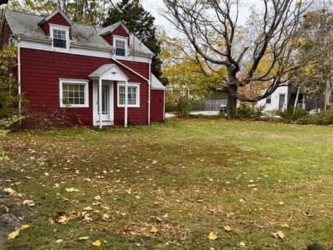 56 Walnut St, Fairhaven, MA 02719 photo 11