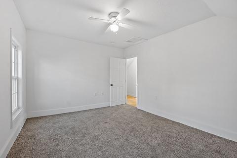 53 Hampstead Pl, Athol, MA 01331 photo 27