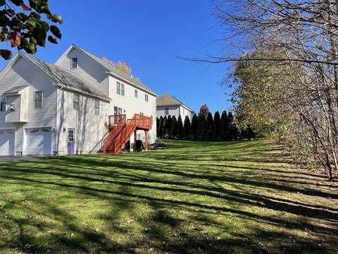 14 Redgate Rd, Dracut, MA 01826 photo 2
