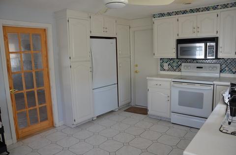 50 Bettinson Ave, Everett, MA 02149 photo 8