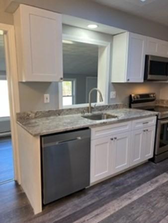 140 Hermitage Dr, Springfield, MA 01129 photo 10