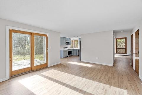9 Juniper Rd, Ashburnham, MA 01430 photo 28