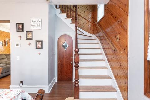 202 Barlow St, Fall River, MA 02723 photo 12