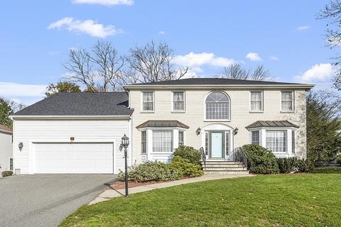 5 Chapman Knl, Canton, MA 02021 photo 1